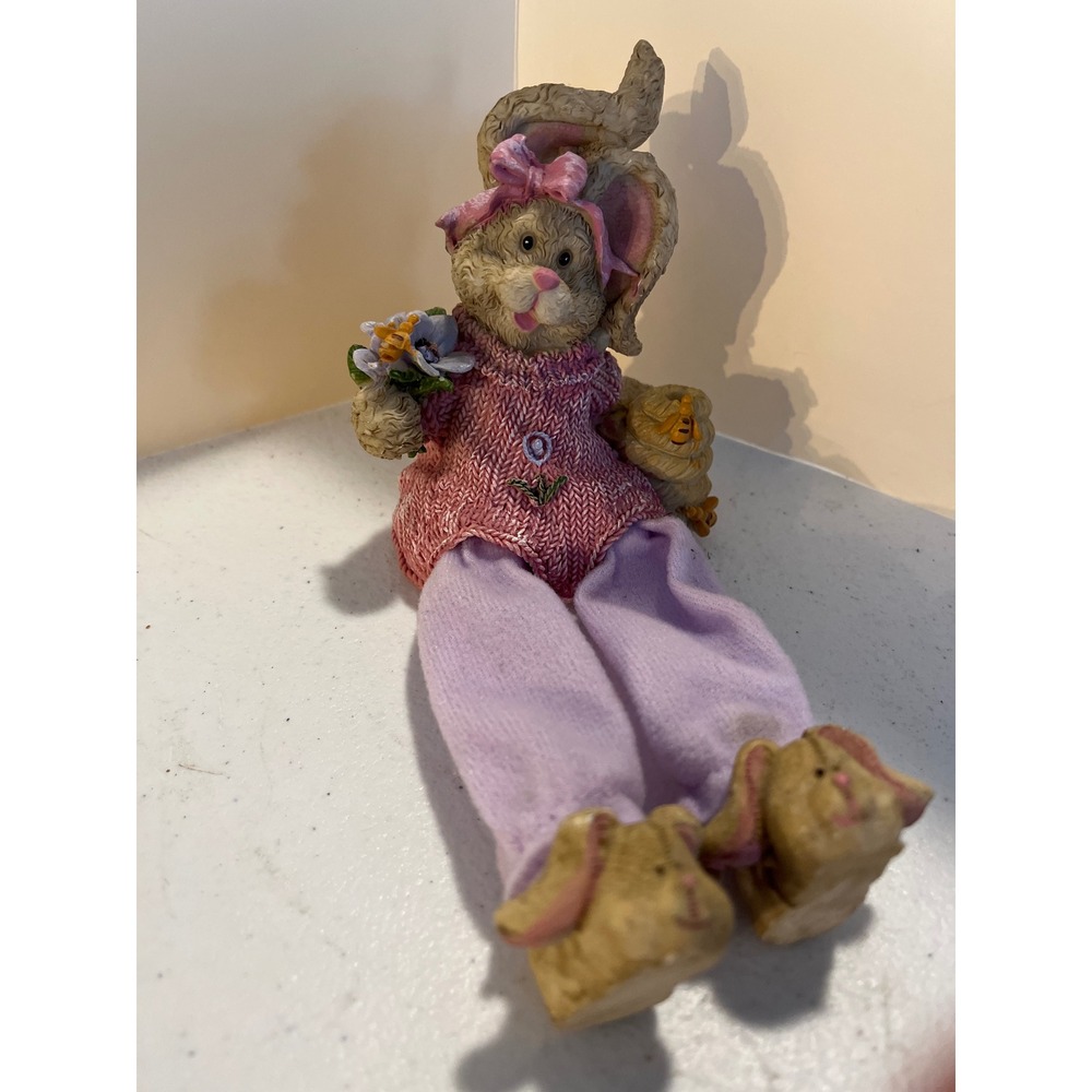 Ganz Bunny Shelf Sitter Figurine Pink Sweater Purple Fabric Legs EA4440